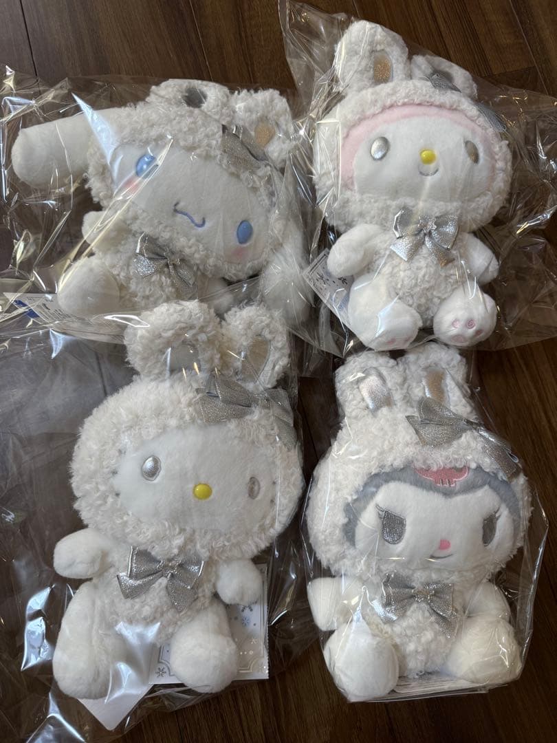 Sanrio characters サンリオ ぬいぐるみ 4体セット