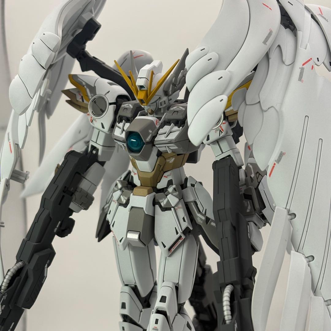 MGウイングガンダムゼロVer.Ka スノーホワイト　全塗装 完成品