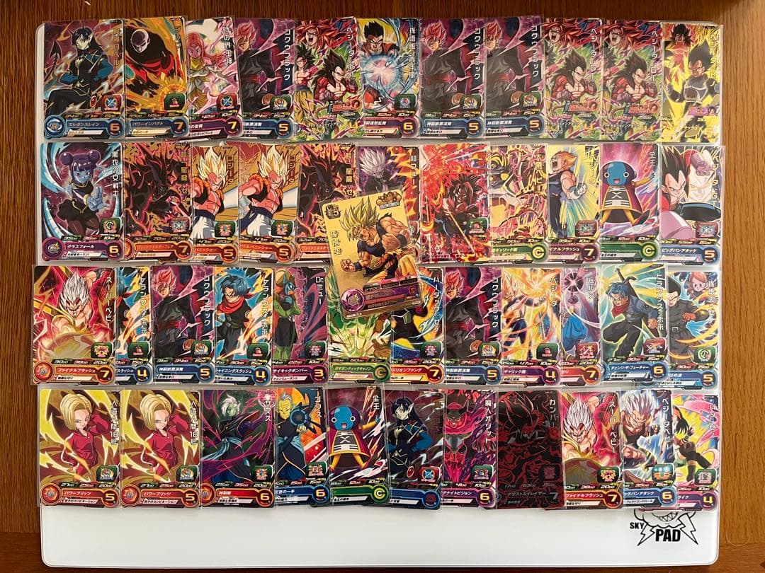 あ*様 【2000枚以上】スーパードラゴンボールヒーローズ まとめ売り