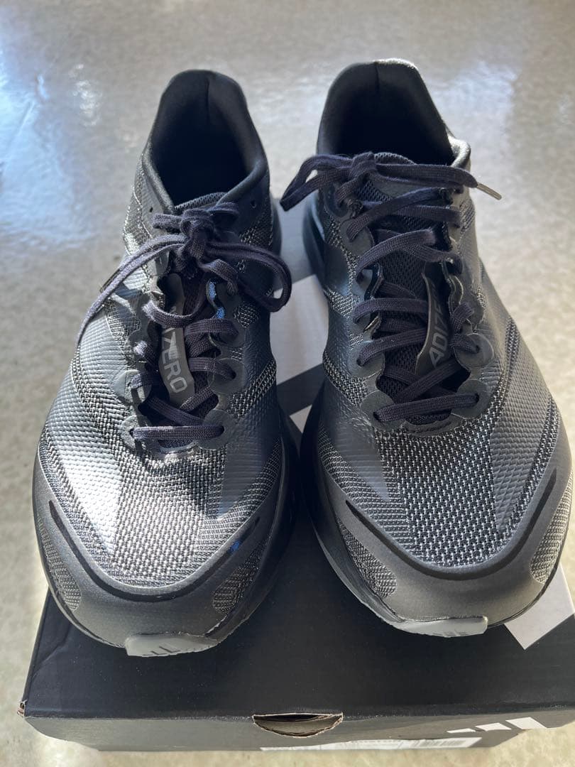 【極美品】アディダス アディゼロボストン13 25.5cm ブラック