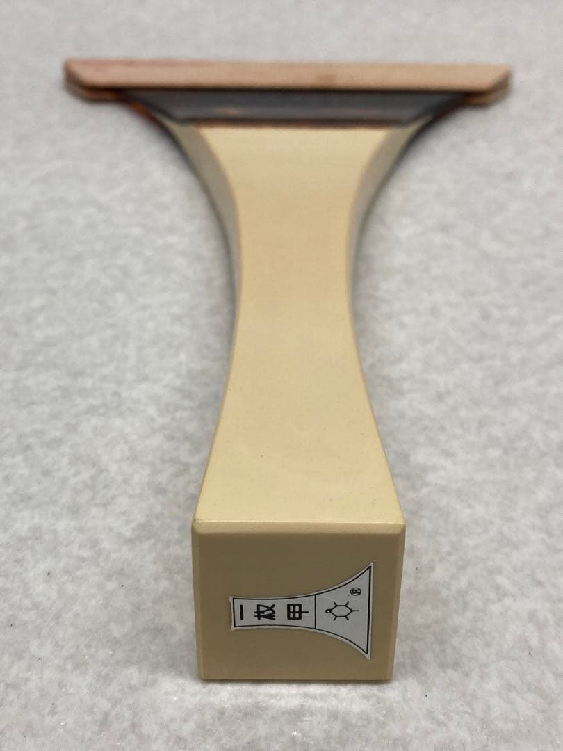 津軽三味線 特上レベル 大きめ 一枚甲 本鼈甲 撥 幅約14cm べっ甲 高級品
