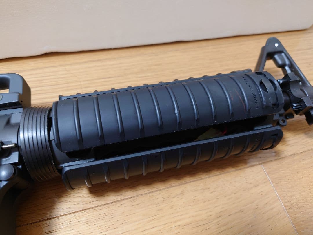 東京マルイ　M4A1 レイルシステム付き