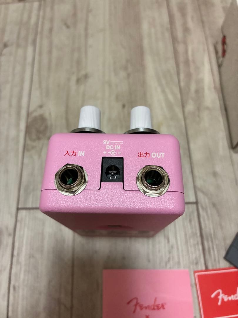 ギター Fender Hello Kitty Fuzz