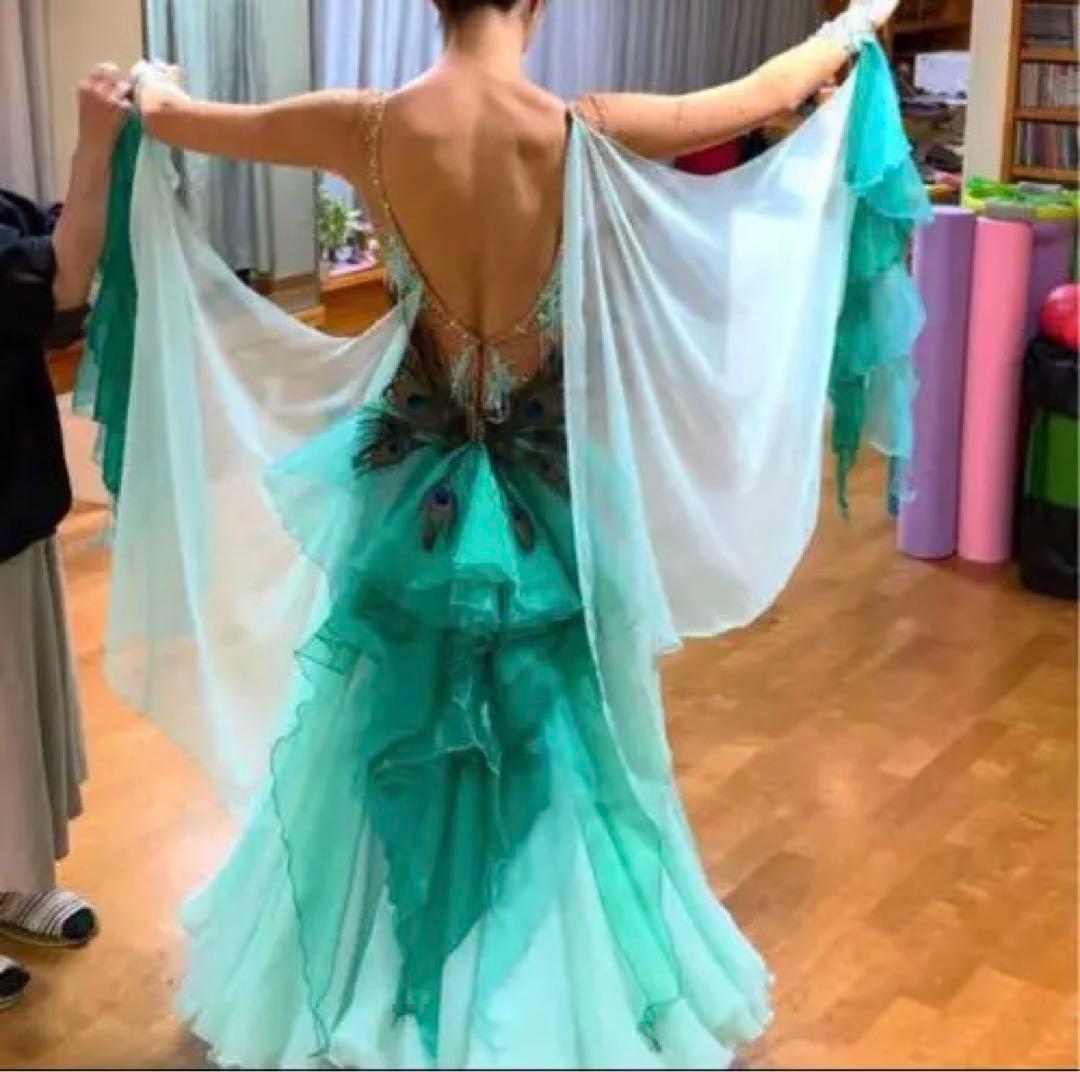 クリスアン製 (ナターシャカラベイ着用) スポンサドレス