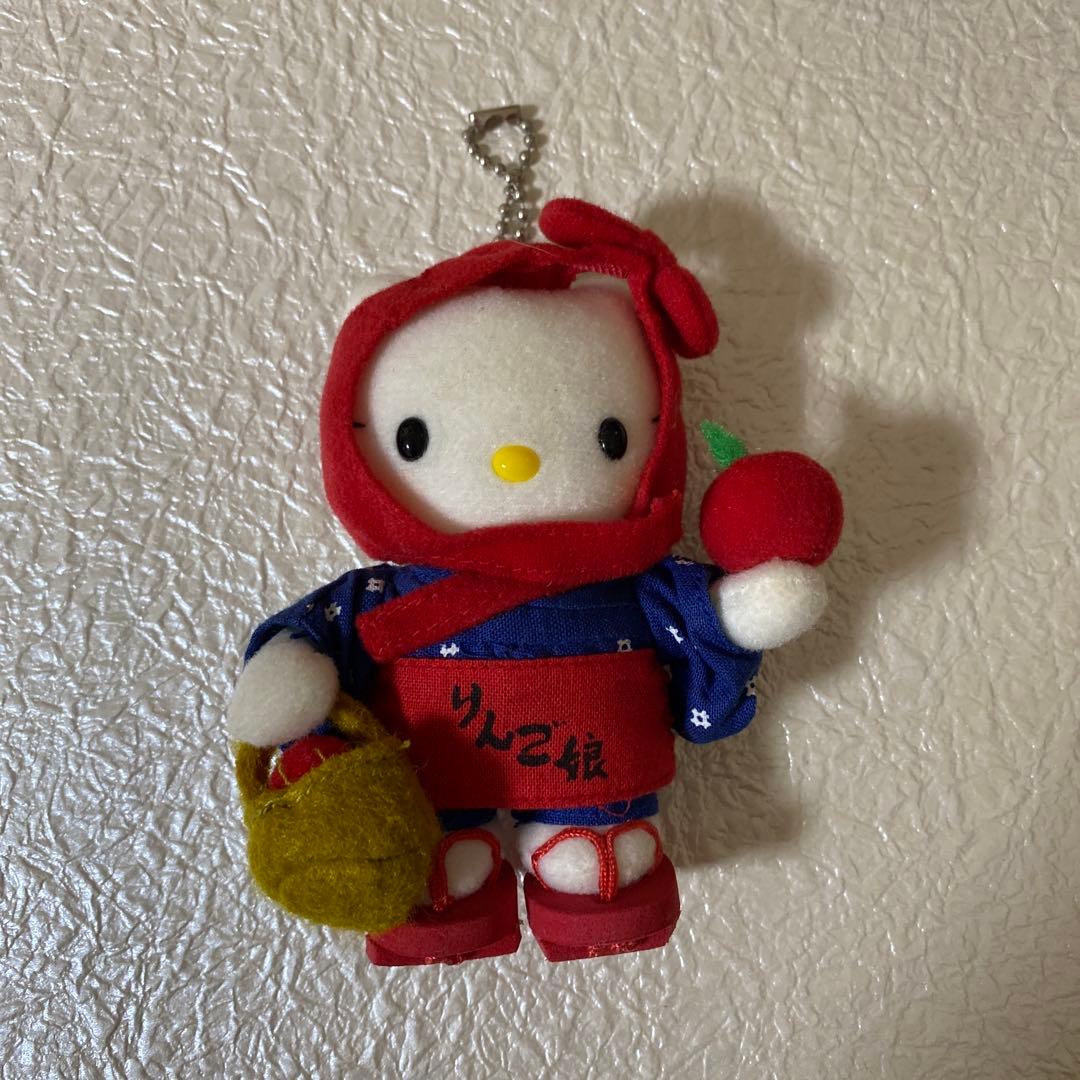 【青森限定】リンゴ娘キティキーホルダー