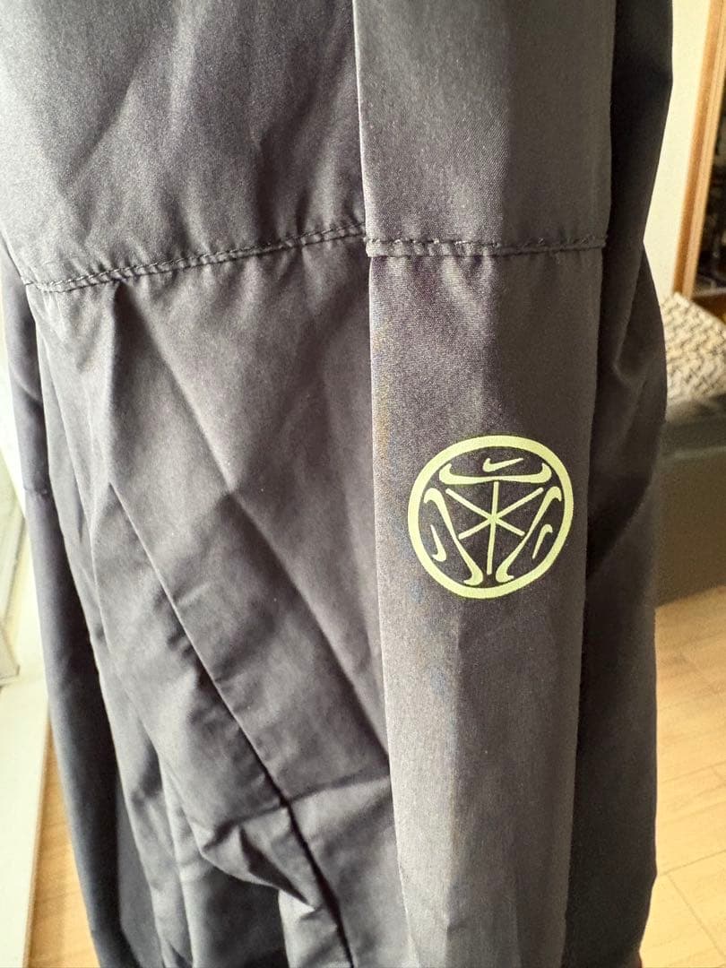 Nike XL ブラック ウィンドブレーカー