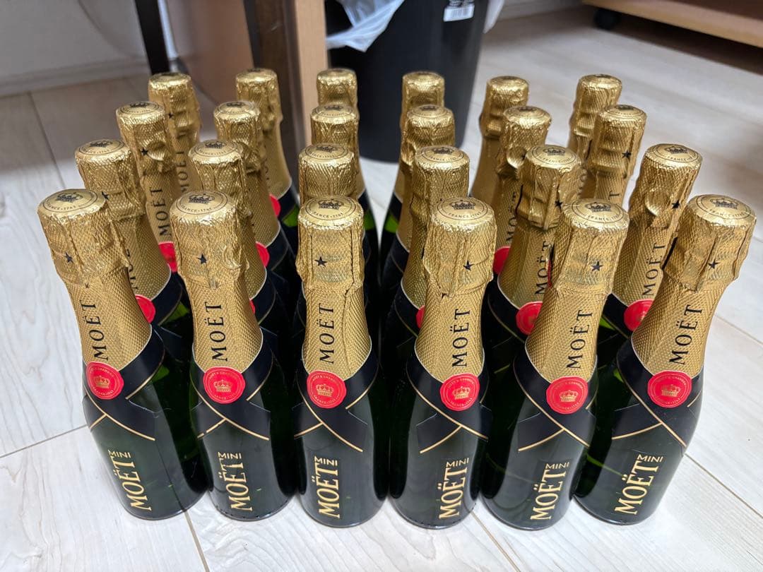 MOËT & CHANDON ミニボトル 200ml 35本セット