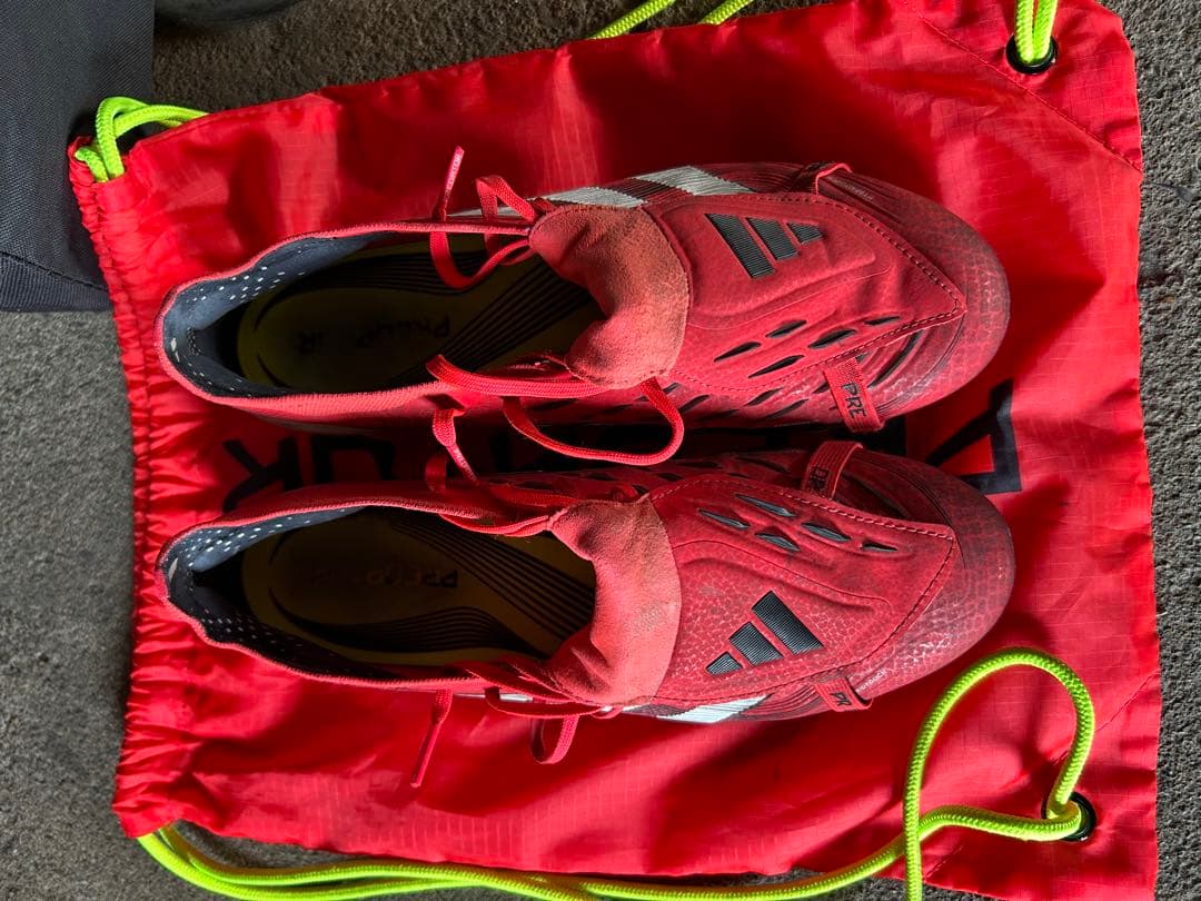 プレデターエリート　FT AG 27.5cm