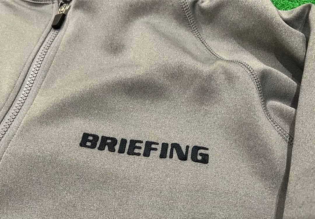BRIEFING フード付きグレージャケット