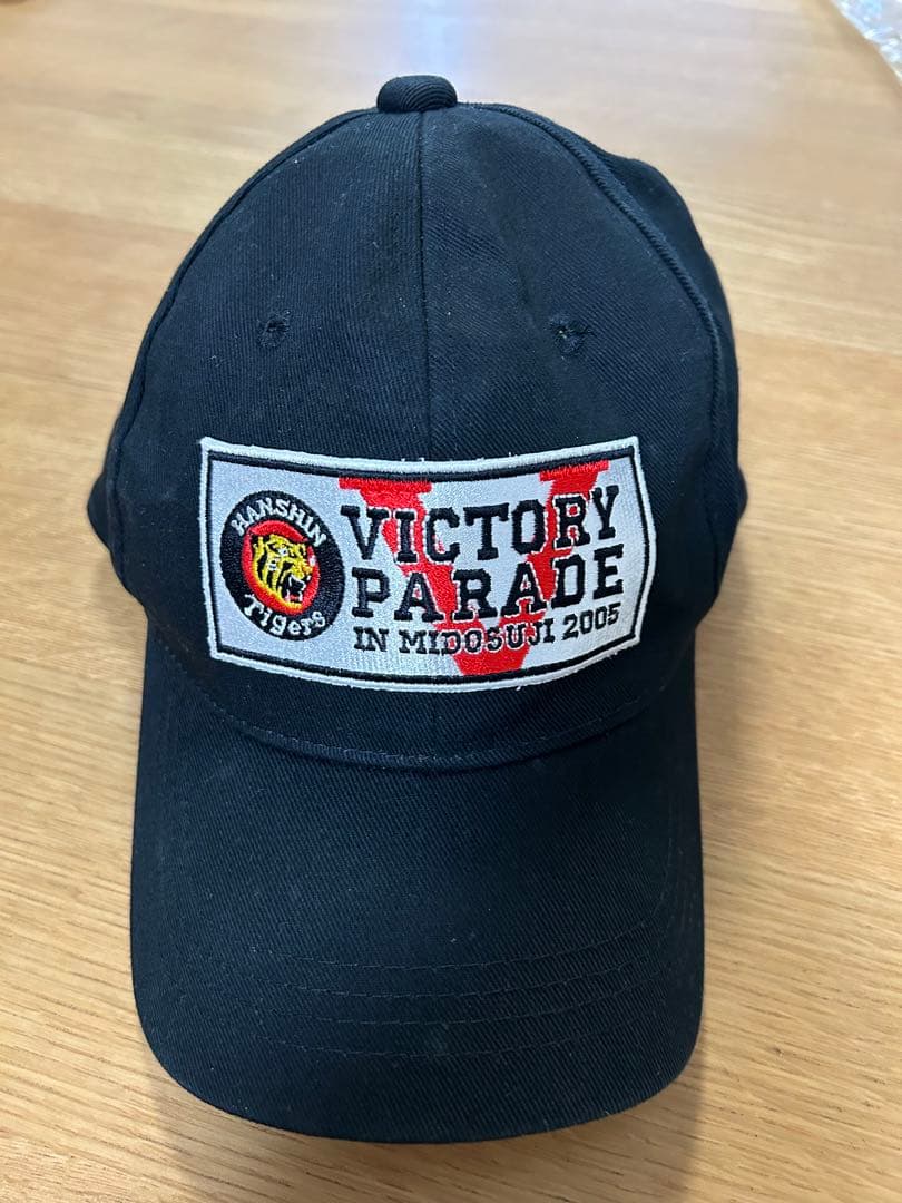 阪神タイガース　2005  御堂筋優勝パレード　スタッフ用ジャンパー&キャップ