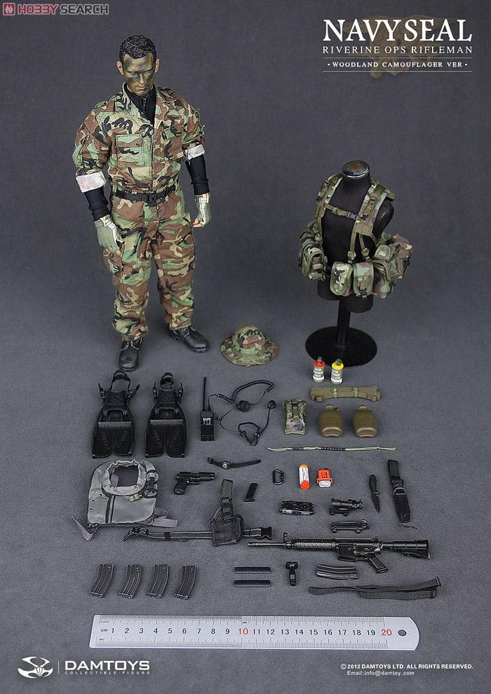 DAMTOYS　NAVY SEAL RIFLEMAN　93015