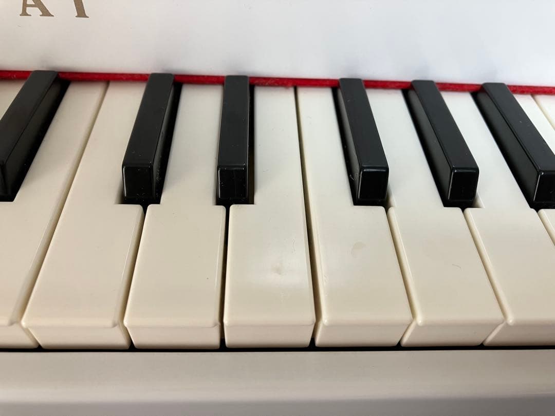 KAWAI アップライトピアノ ホワイト　32鍵盤　美品　箱あり トイピアノ