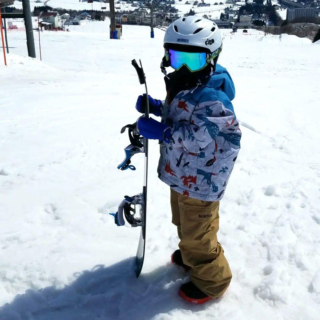 【3点セット】BURTON 子ども用スノーボードウェア　上下セットお尻パッド付き