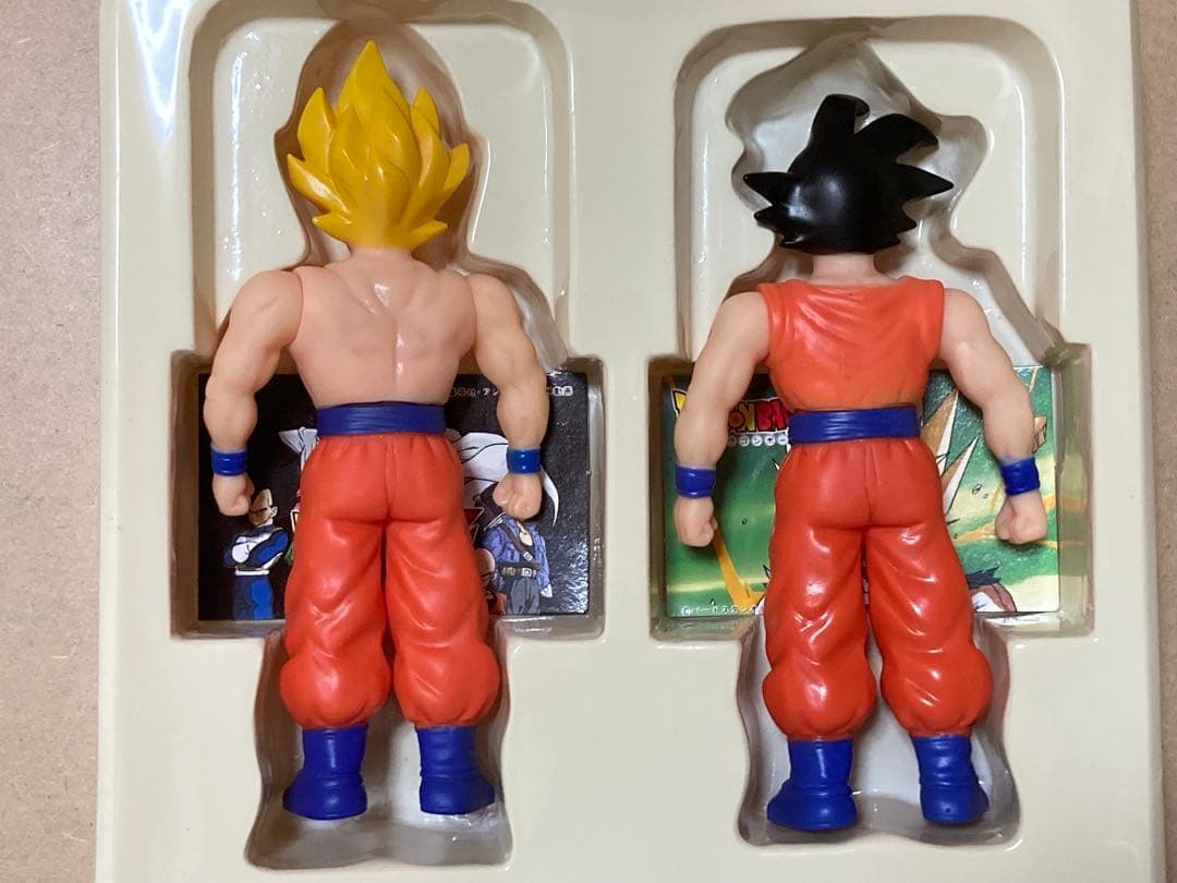 ドラゴンボールZ スーパーヒーローセット　ソフビ　消しゴム　ドラ消し　ロビン