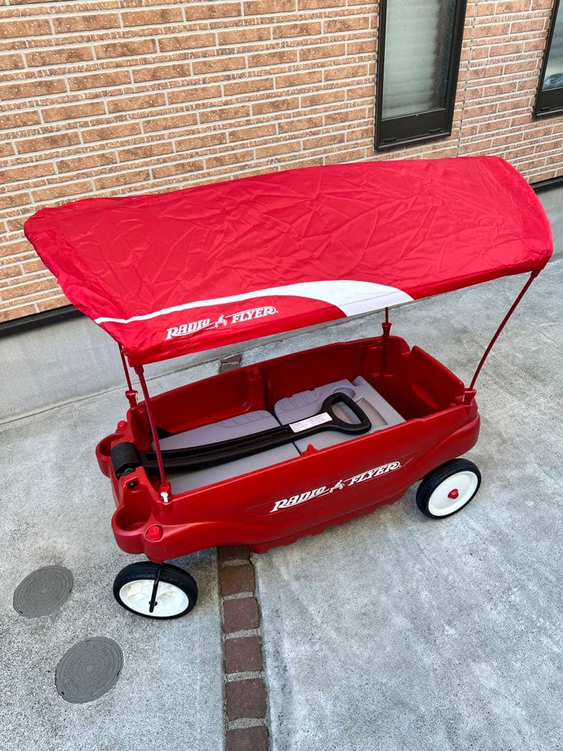 ラジオフライヤー ファミリーワゴン radio flyer wagon