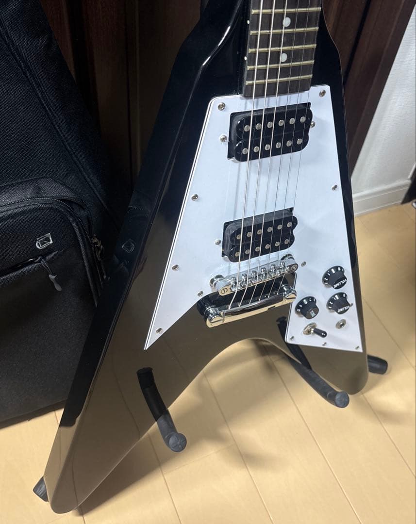 フライングV【PlayTech】エレキギター　BLACK