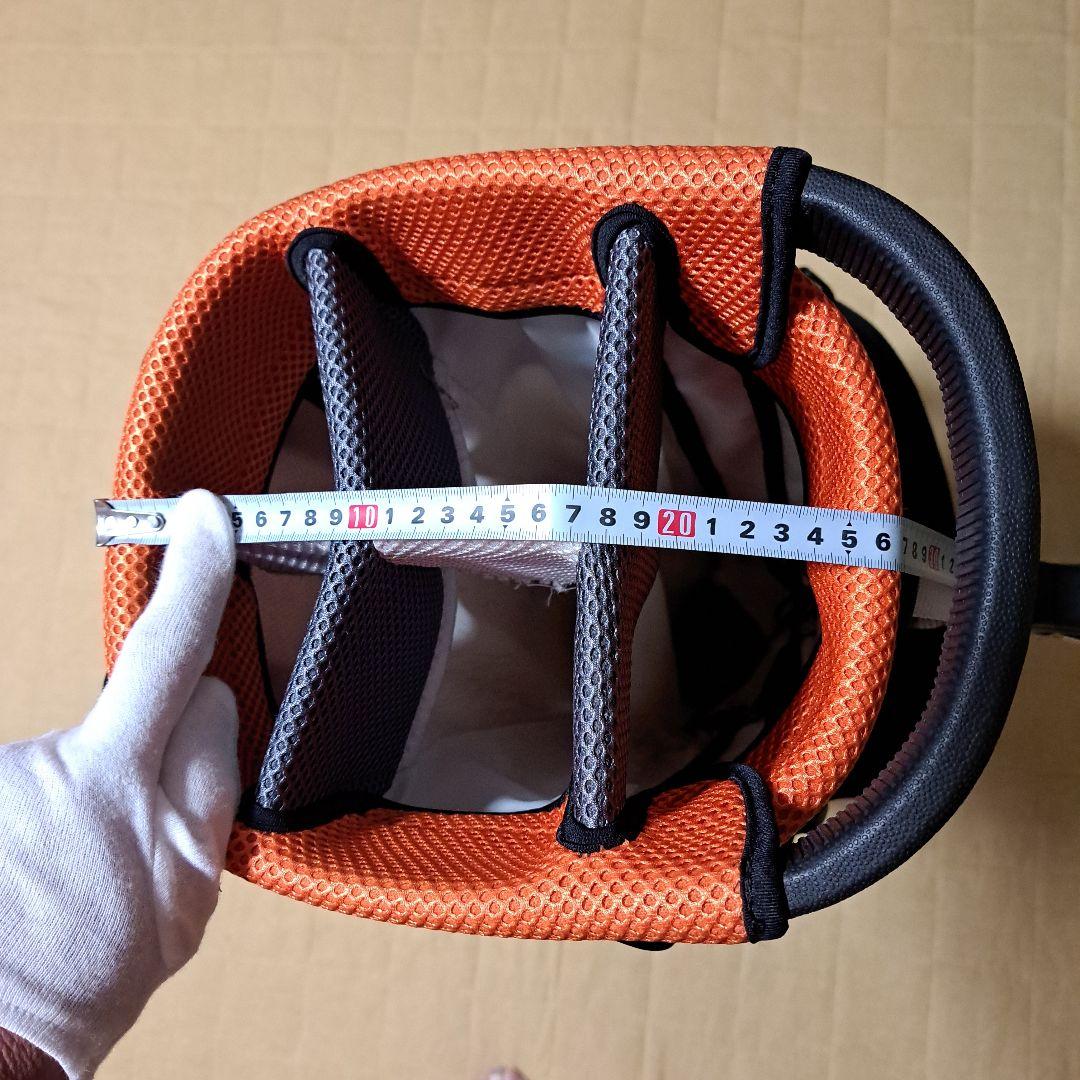 TaylorMade スタンド付きゴルフバッグ.フード付き.9.5インチ。