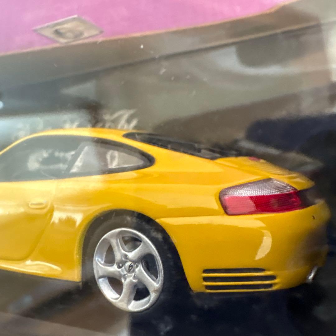 【絶版希少カラー】Porsche 911 4S 1/43 スピードイエロー