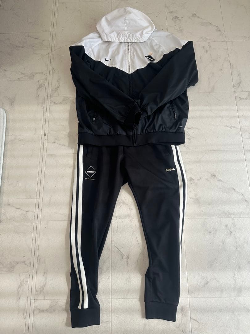Nike ブリストル　 ジャージ上下セット ブラック/ホワイト サイズM