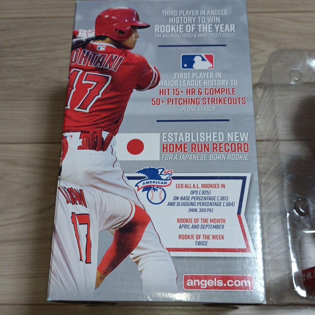 大谷翔平選手、新人王記念ボブルヘッド人形+トレーディングカード付