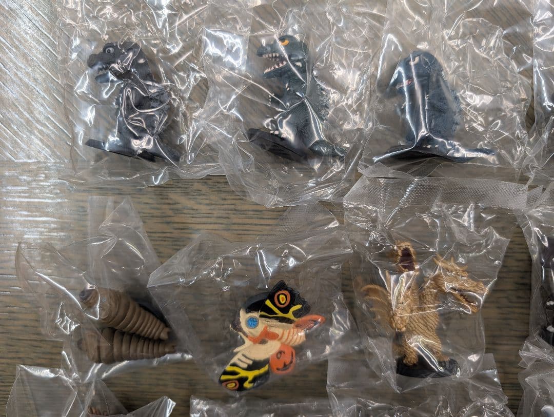 【楽一番です】未開封品※【東宝怪獣総進撃】ノーマルコンプ【キングギドラ】含