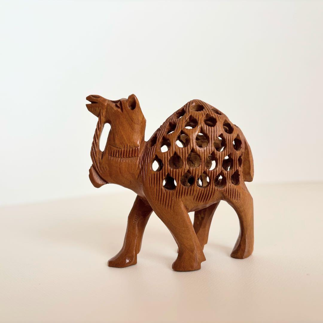 【インド】透かし彫り木製キャメル置物3体セット