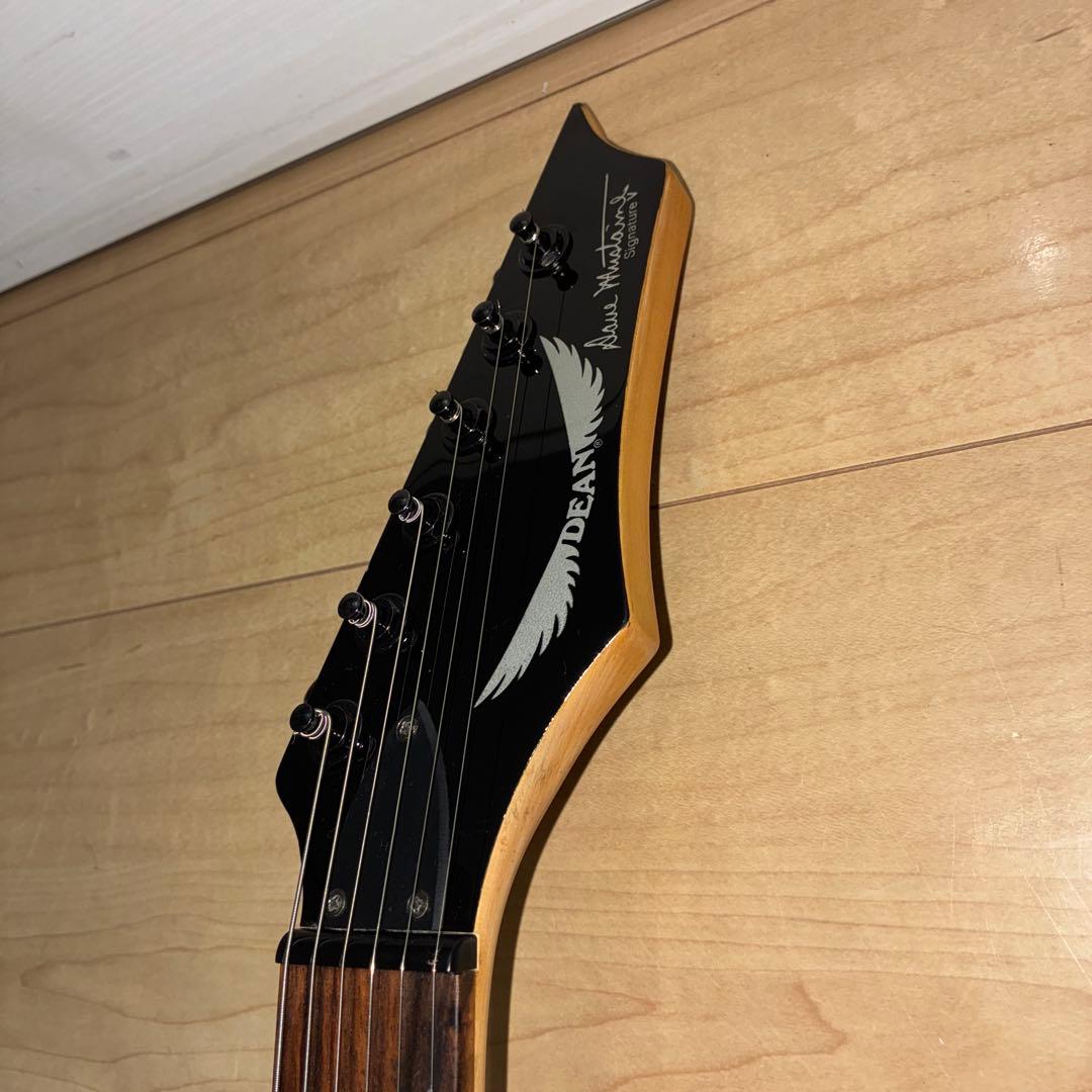 希少DEAN GUITARS Dave Mustaine VMNT