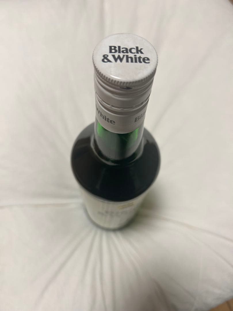 ウイスキー Black & White