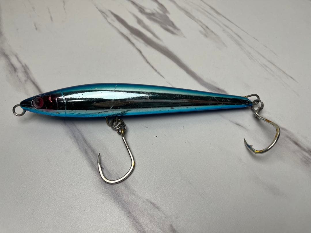 大型ルアー12本　引退品