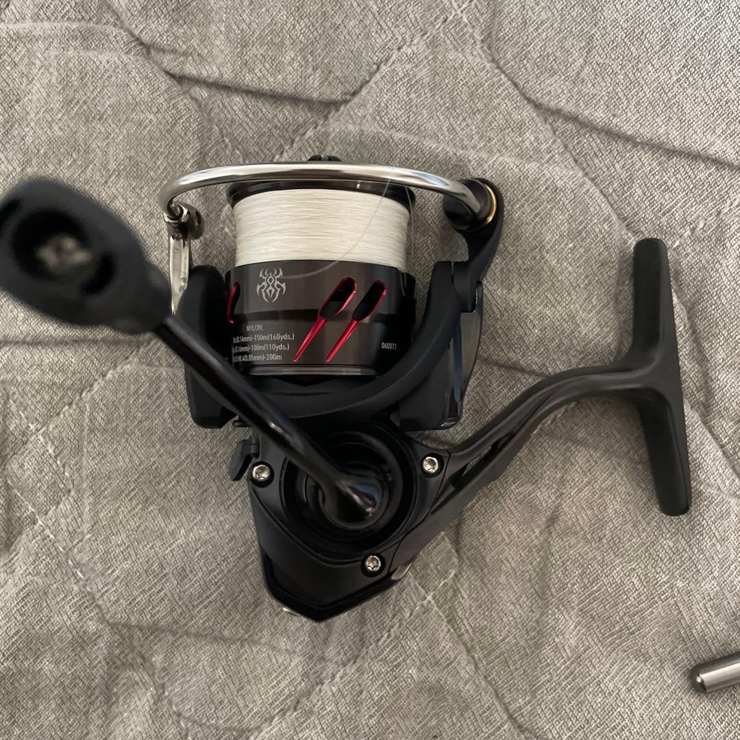 TATULA LT 2000S-XH スピニングリール