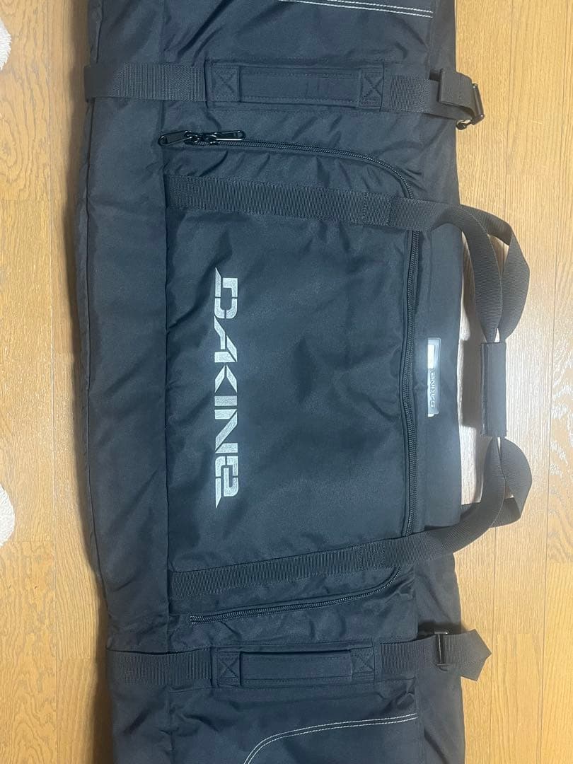 DAKINE スノーボードバッグ ケース 190cm キャスター付きブラック