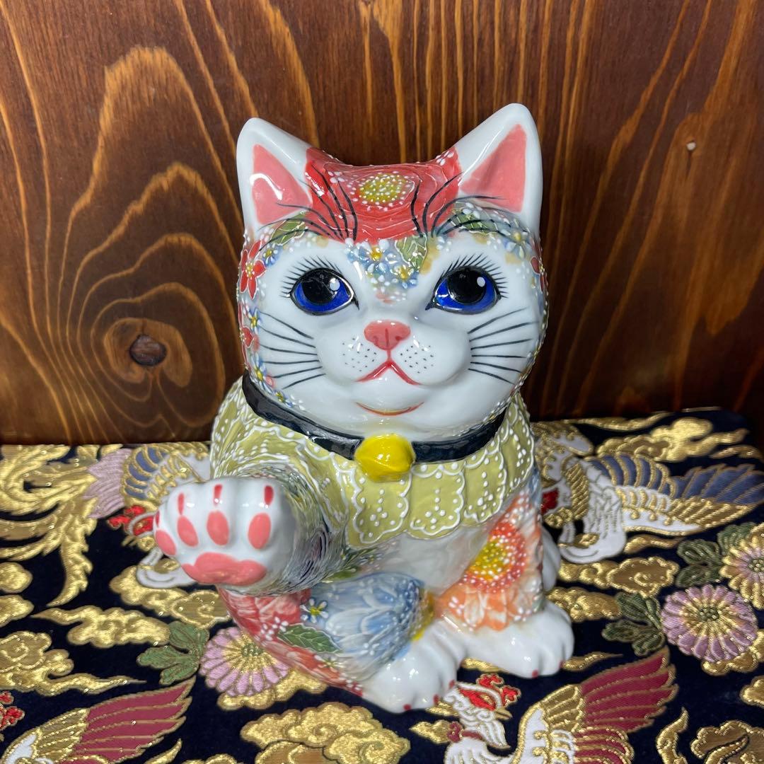 【願いが叶う】九谷焼 タッチ猫 下野邦子作 イッチン 華盛り 作家 招き猫 限定