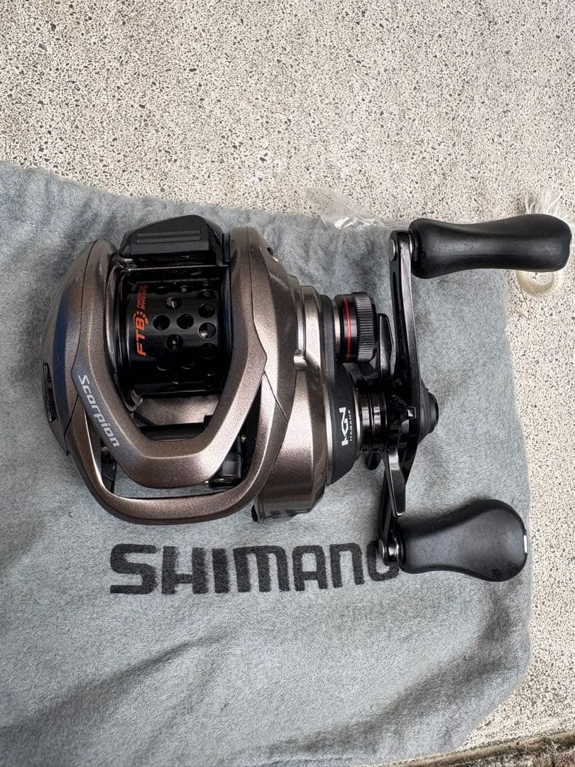 スコーピオン bfs シマノ　ベイトリール