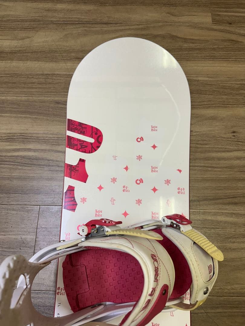 スノーボード 011Artistic143 ビンディングBurton sizeM