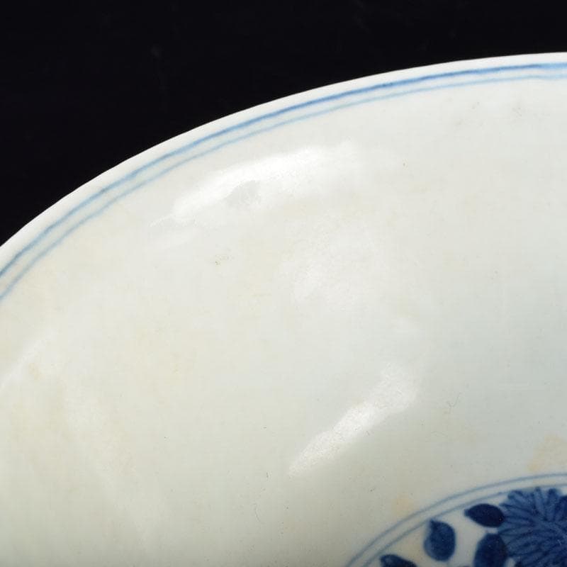 中国　大明萬暦年製款　青花　山水人物文碗　V　8711