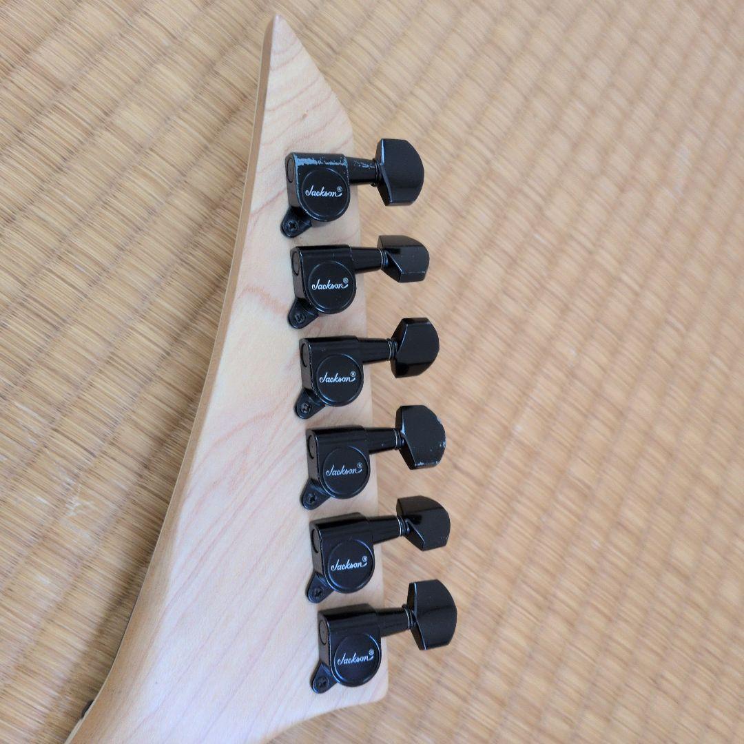 ギター　変形フライングV