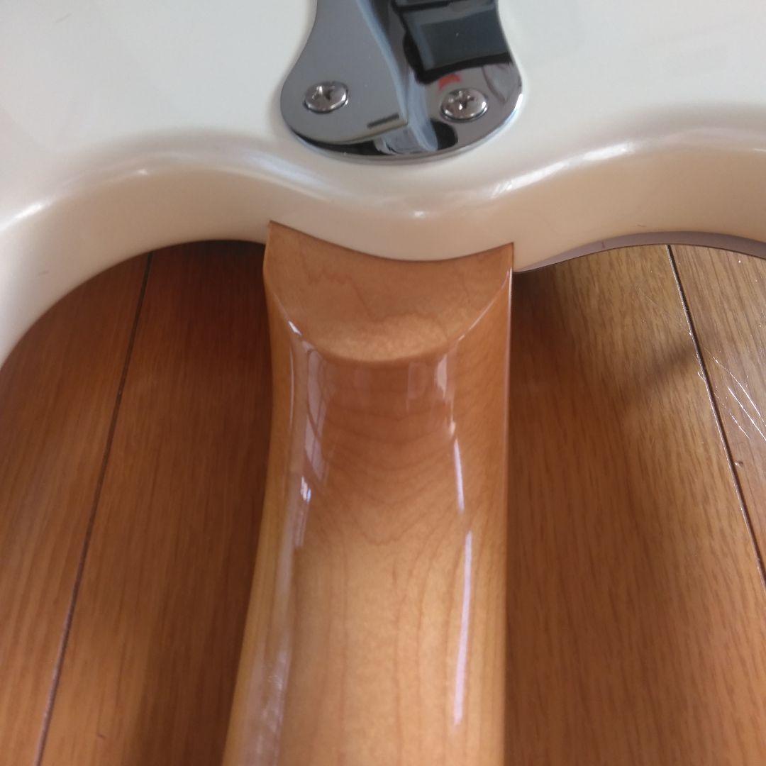 1965年エレキの若大将で登場したWhite Mosrite モズライト