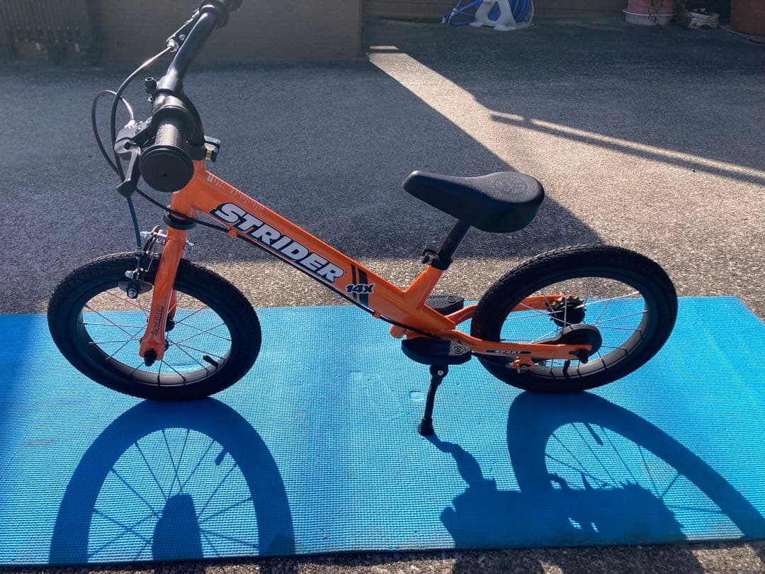 ストライダー14x オレンジ　スポーツ