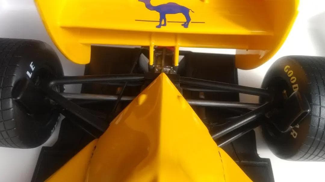 スパーク製　1/18 ロータス・ジャッド101　【新品】