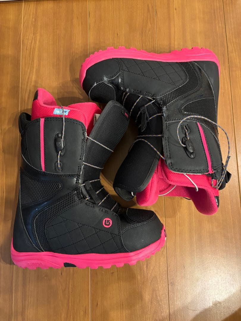 【お値下げ中✨】BURTONスノーボード　板 ビンディング　ブーツ　3点！