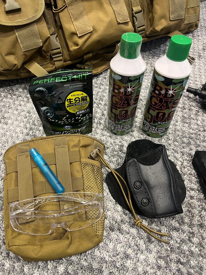 最終値下げです。送料込みになりました！MP5ガスガンとM&P9ピストルセット