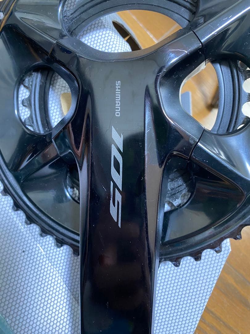 シマノSHIMANO 105 FC-R7100とULTEGRA RD R8000