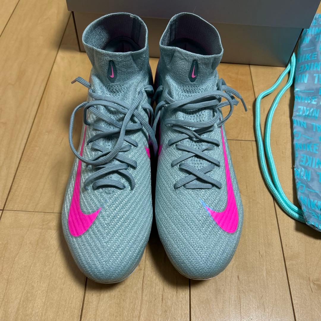 NIKE スパイク　27.5センチ