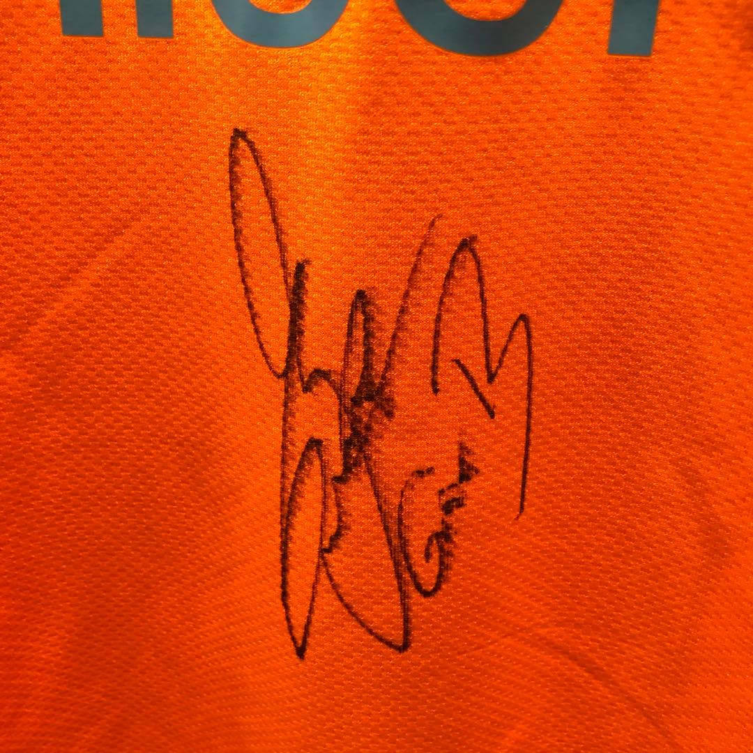 【お宝】リュドヴィク・ジュリ選手  サイン入りジャージ