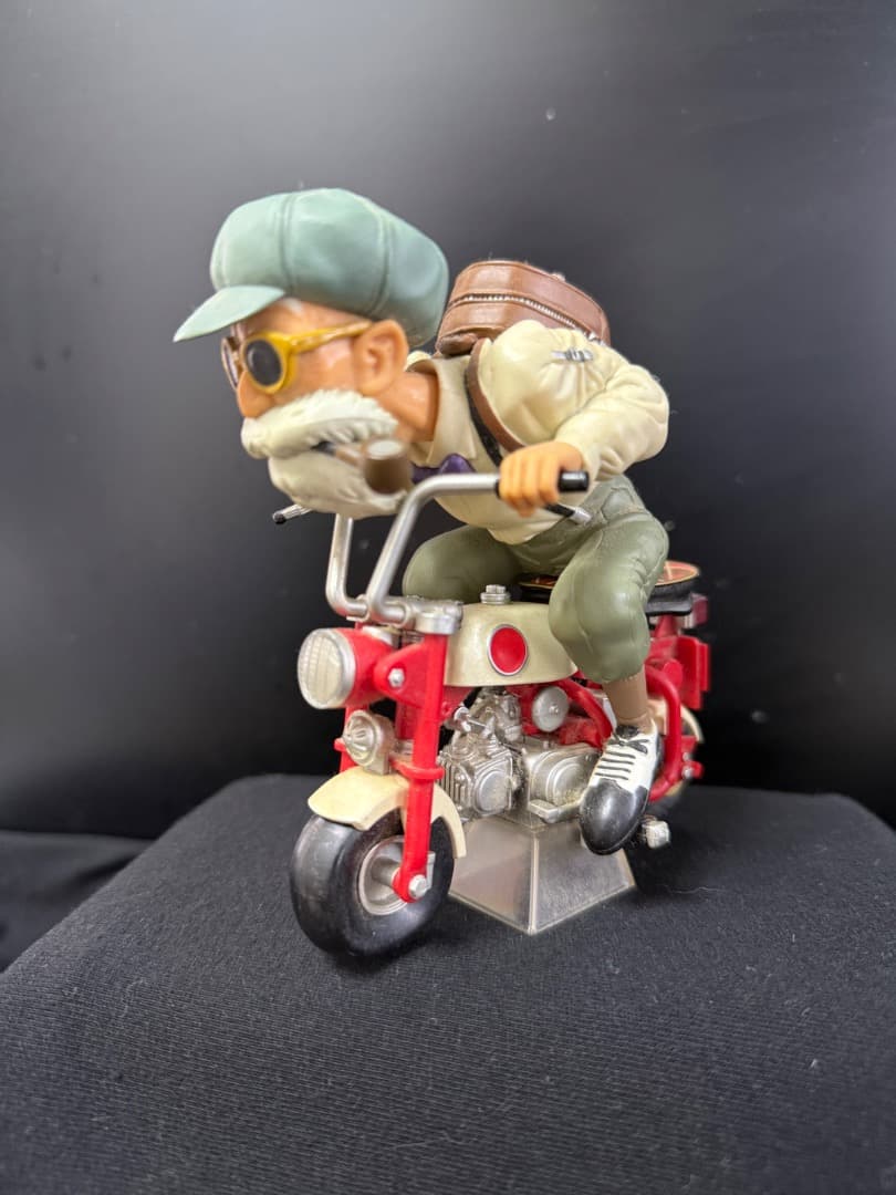 ドラゴンボール　亀仙人とバイク（HONDAモンキー）　2種