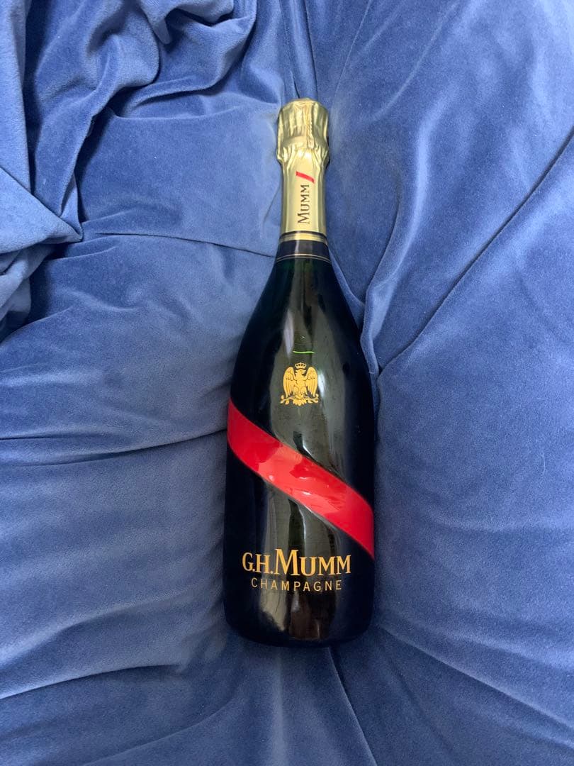 6本送料無料　GH Mumm シャンパン 赤いリボン