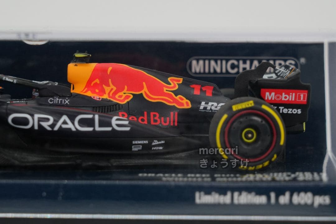 ミニチャンプス 1:43 レッドブル RB18 モナコGP セルジオ ペレス