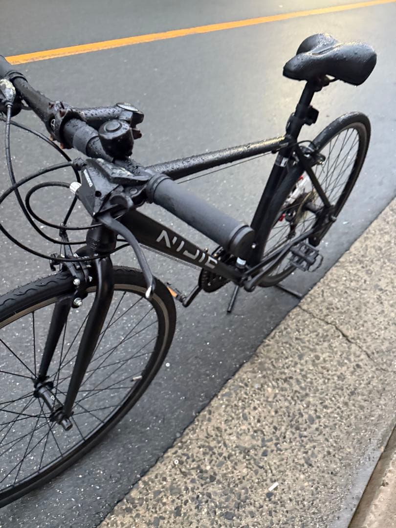 113 自転車 美品 大阪市 【引取り限定】 28インチ 変速付 クロスバイク