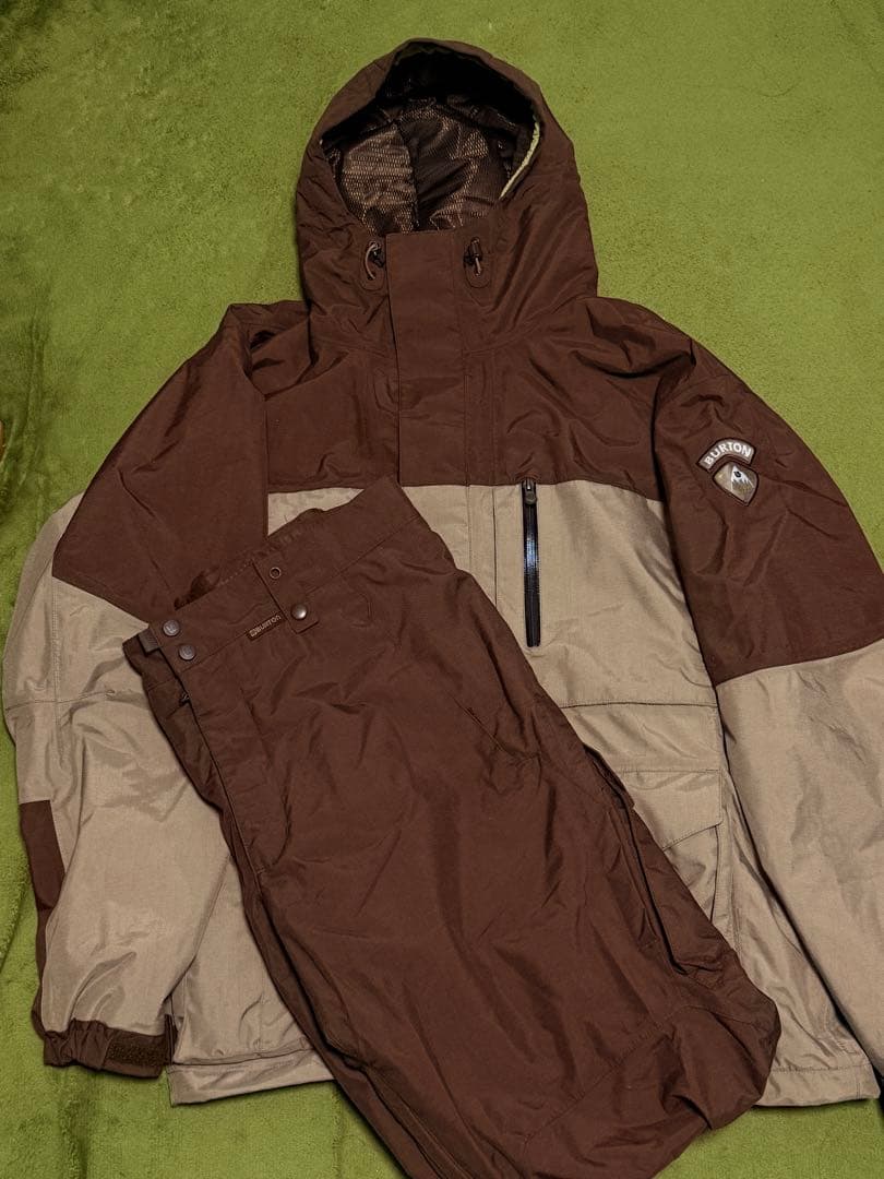 BURTON スノーボードウェア バートン上下セット　Lサイズ&XLサイズ