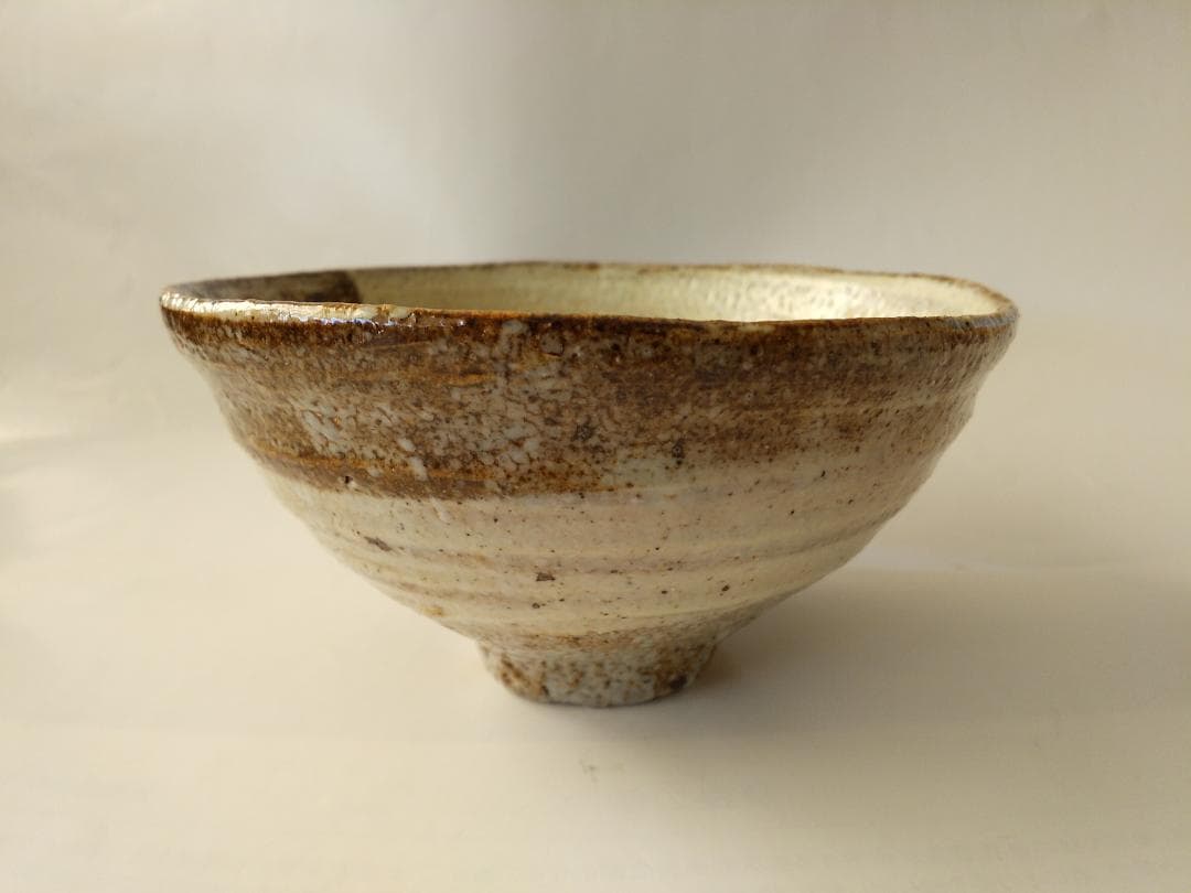 灰釉鉄彩茶碗 喜兵窯 猪飼祐一 作 茶碗 共箱 共布 栞 茶器 抹茶碗 新品